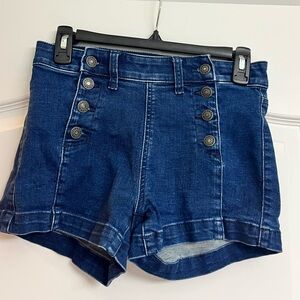 American Eagle Blue Denim Jean Shorts With Double Sided Button Up